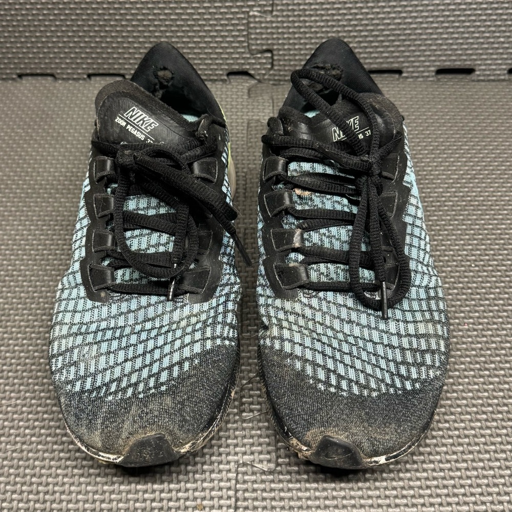 Nike Zoom Pegasus 37 Sneakers